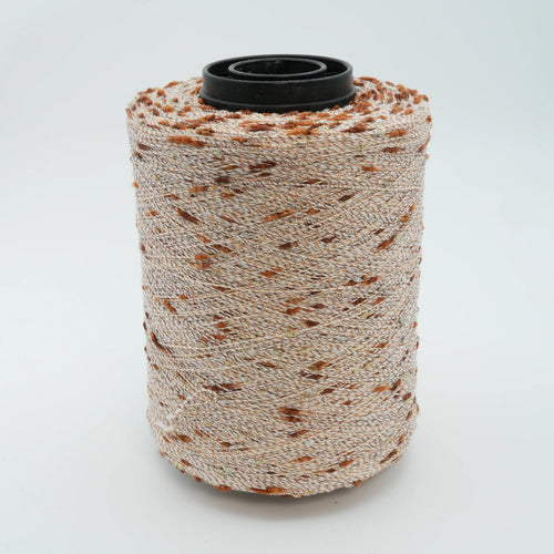 Luckystar 600m/100g (656yds/3.5oz) – Viscose, Polyamide & Metallized Polyester Blend