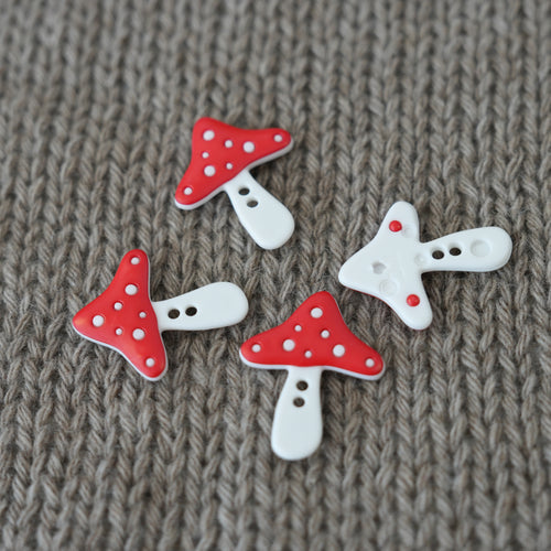 Button 25×20 mm · 2 holes · Mediac (Germany)