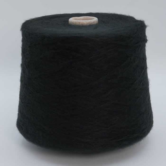 Gaucho 9000, 900m/984yds per 100g/3.5oz, Fluffy Acrylic Blend