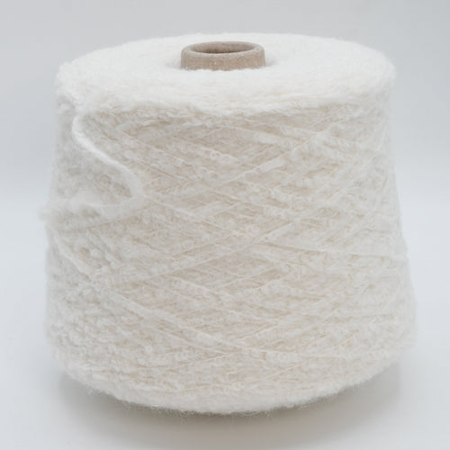 Abbracio 2200 220m100g (241yds3.5oz), 64WP 1EA 27WV 8PA