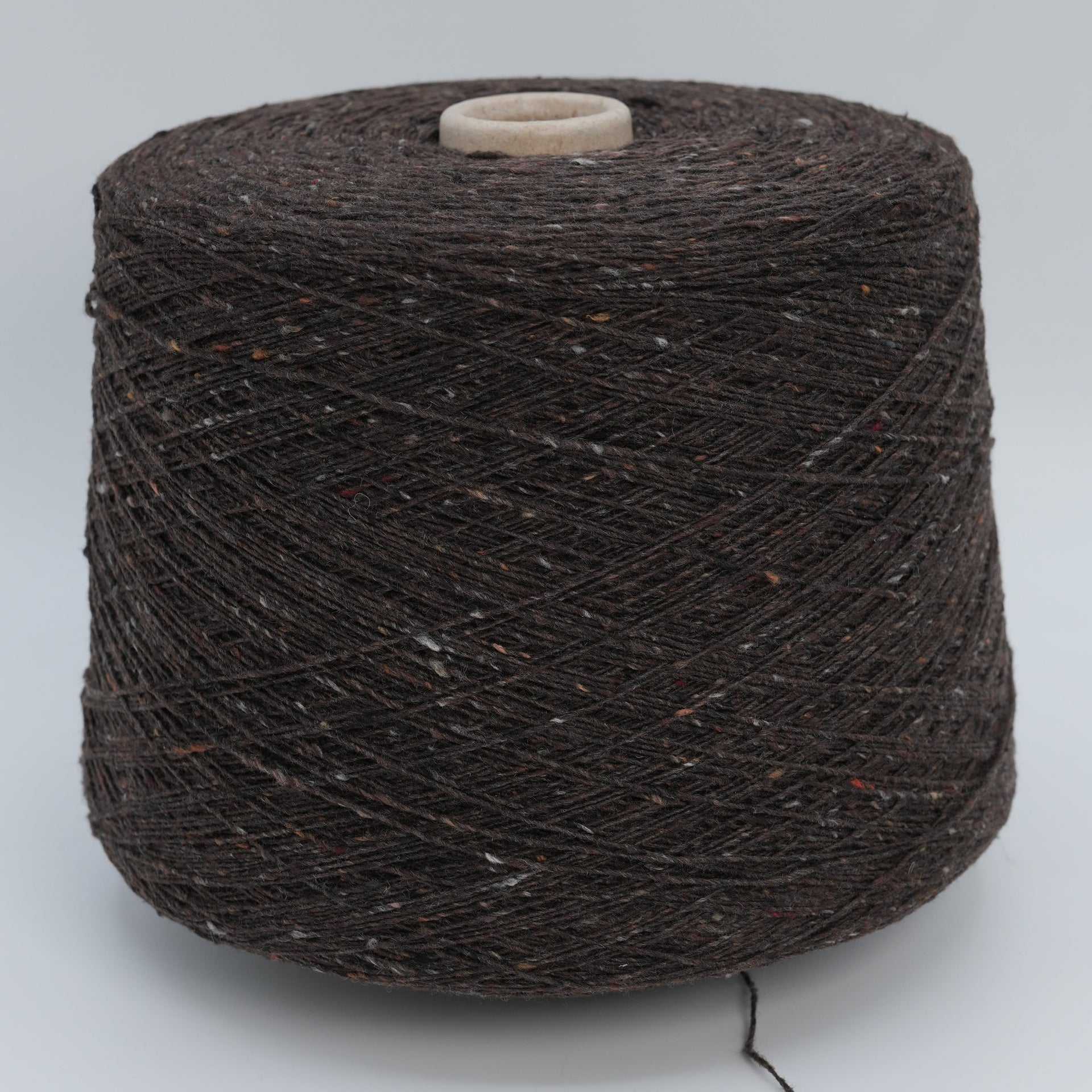 Donegal 4500 · 450m/100g (492yds/3.5oz) · Fingering · 75WS 25WV