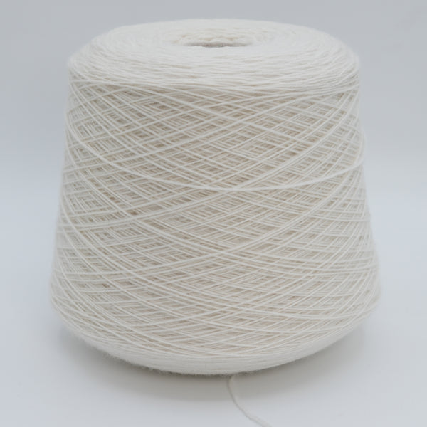 Oslo 3700 · 370m/100g (405yds/3.5oz) (Fingering) · 100WV