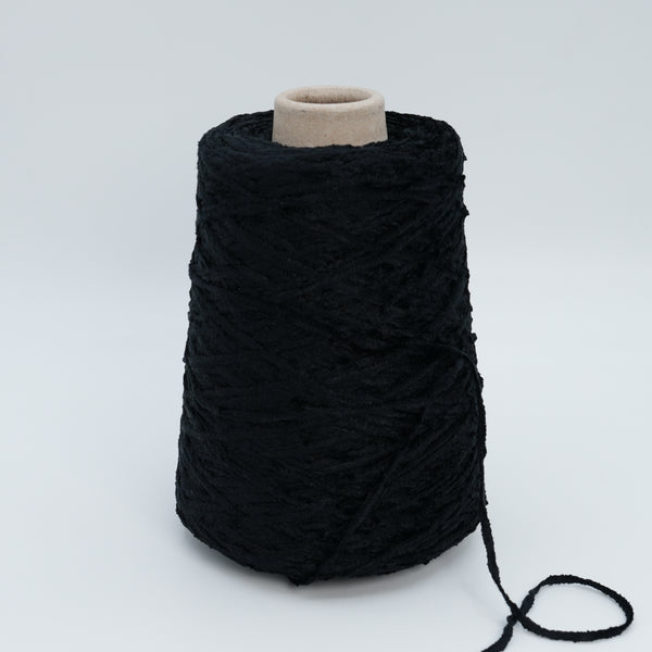 Luigi Boldrini · Effeto Seta 1.700 · 170m/100g (186yds/3.5oz) · 85% Viscose (Vi) 15% Polyamide (PA)