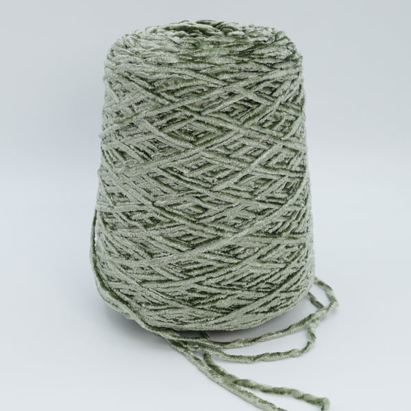 Effeto Seta Sequins 1.200 · 120m/100g (131yds/3.5oz) · Bulky · 85Vi 15PA