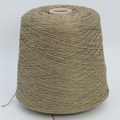 Planet 2600 · 260m/100g (284yds/3.5oz) · DK · 87Li 13PA