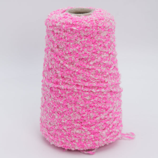 Gwenda 1900 · 190m/100g (208yds/3.5oz) · Worsted · 48PA 26Se 26Co