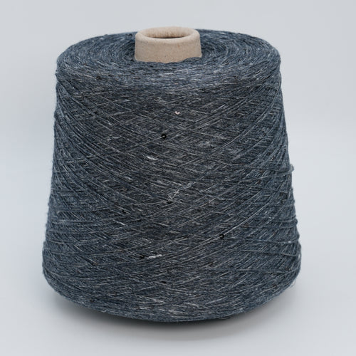 Lino 3700 · 370m/405yds per 100g/3.5oz · Fingering · 100Li Sequins