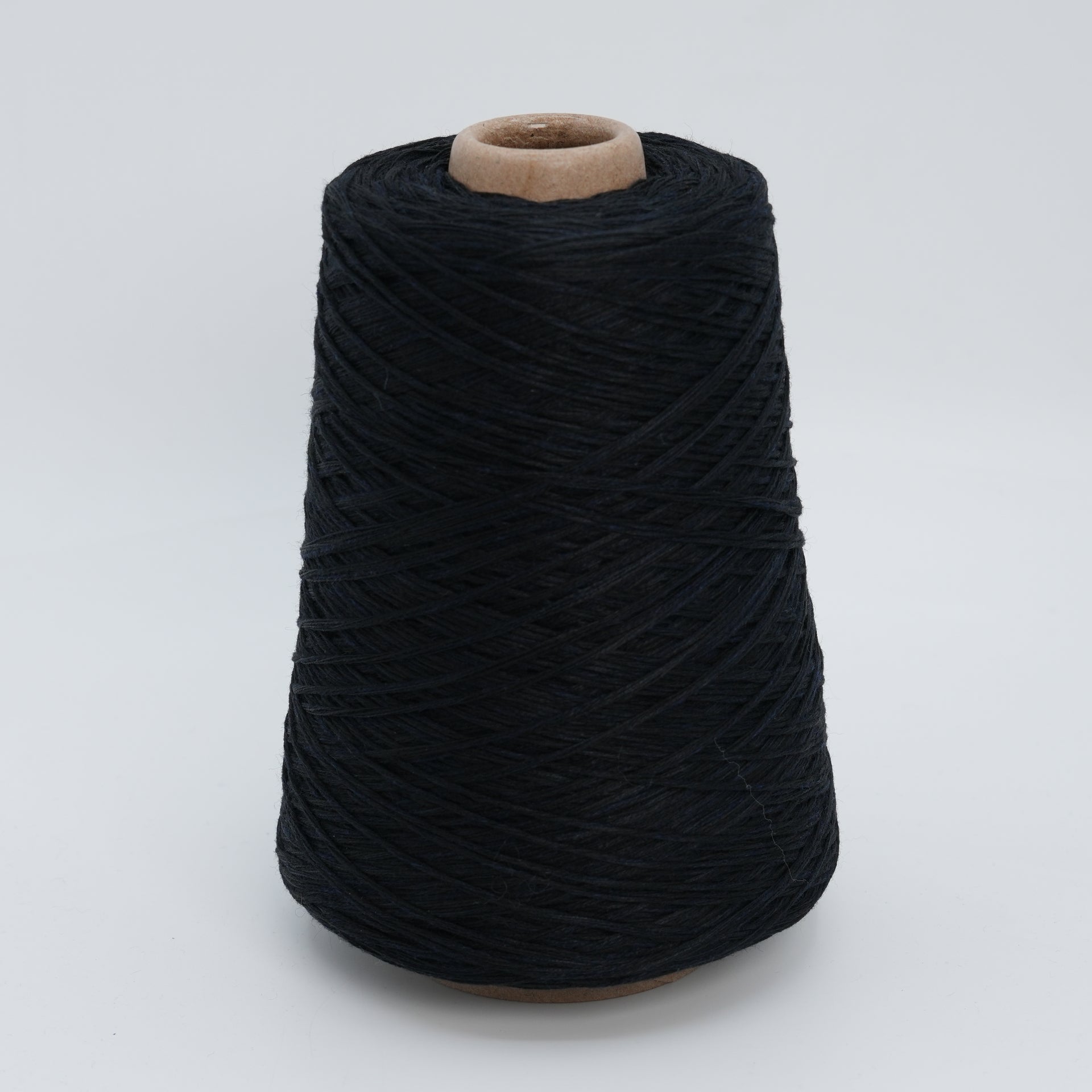 Yarnix Midnight Comfort — 300m/328yds per 100g/3.5oz DK | WV, WS, SE