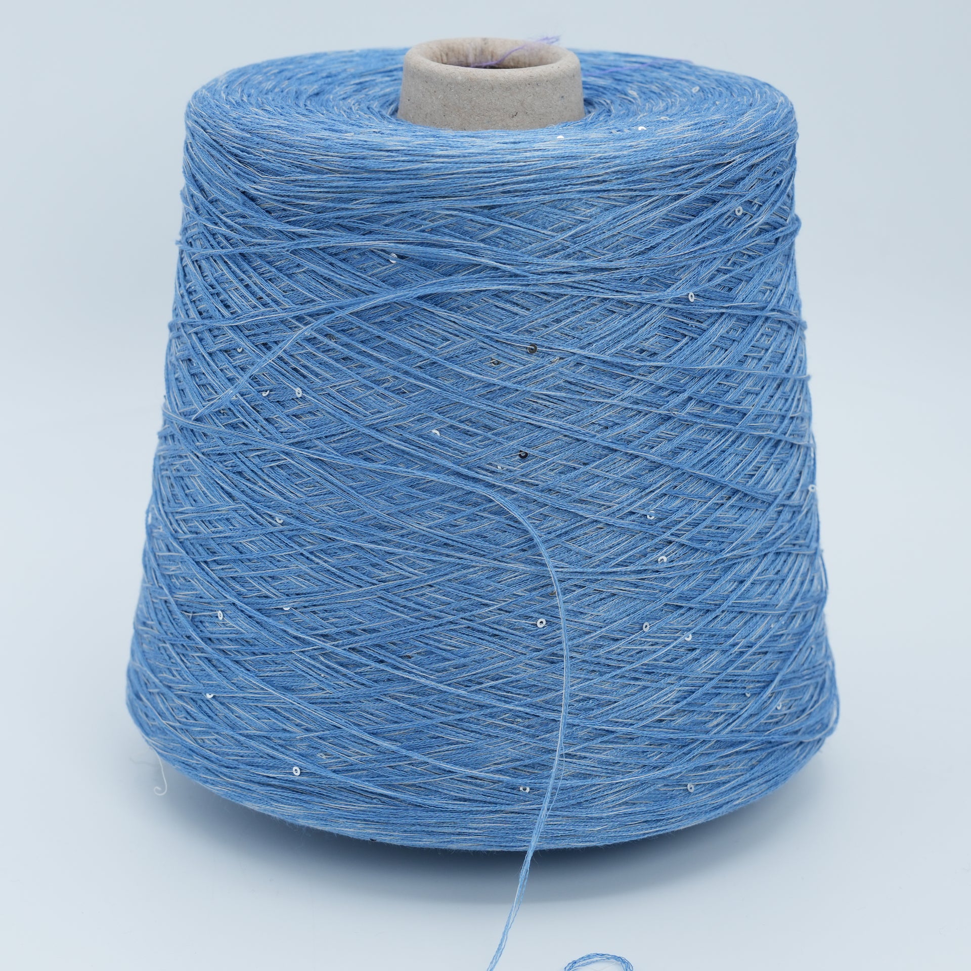 Lino 6000 · 600m/656yds per 100g/3.5oz · Lace · 100Li Sequins