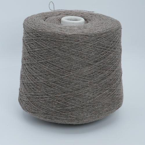 Baby Yak 2/15 · 750m/820yds per 100g/3.5oz · Lace · 40WY 10WS 20Se 30WV