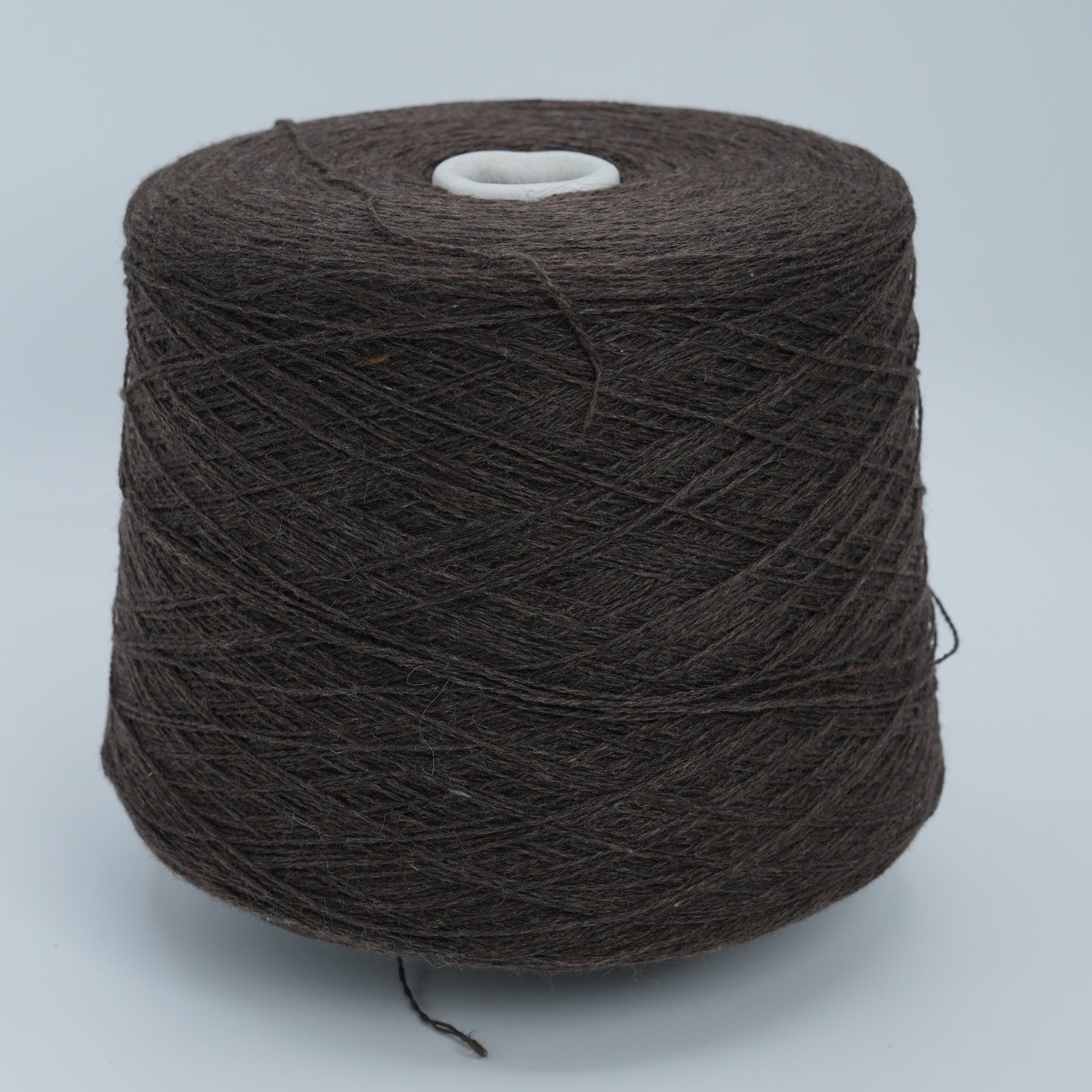 Baby Yak 2/15 · 750m/820yds per 100g/3.5oz · Lace · 40WY 10WS 20Se 30WV