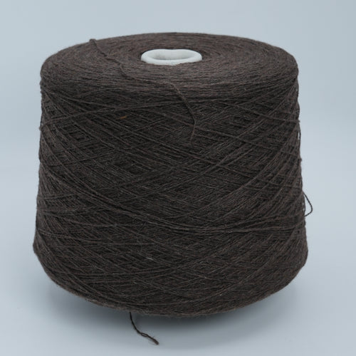 Baby Yak 2/15 · 750m/820yds per 100g/3.5oz · Lace · 40WY 10WS 20Se 30WV