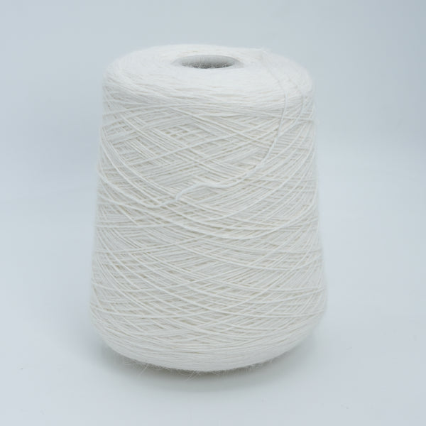 Luisa 3/15 · 500m/547yds per 100g/3.5oz · Fingering · 60WA 20WO 20PA