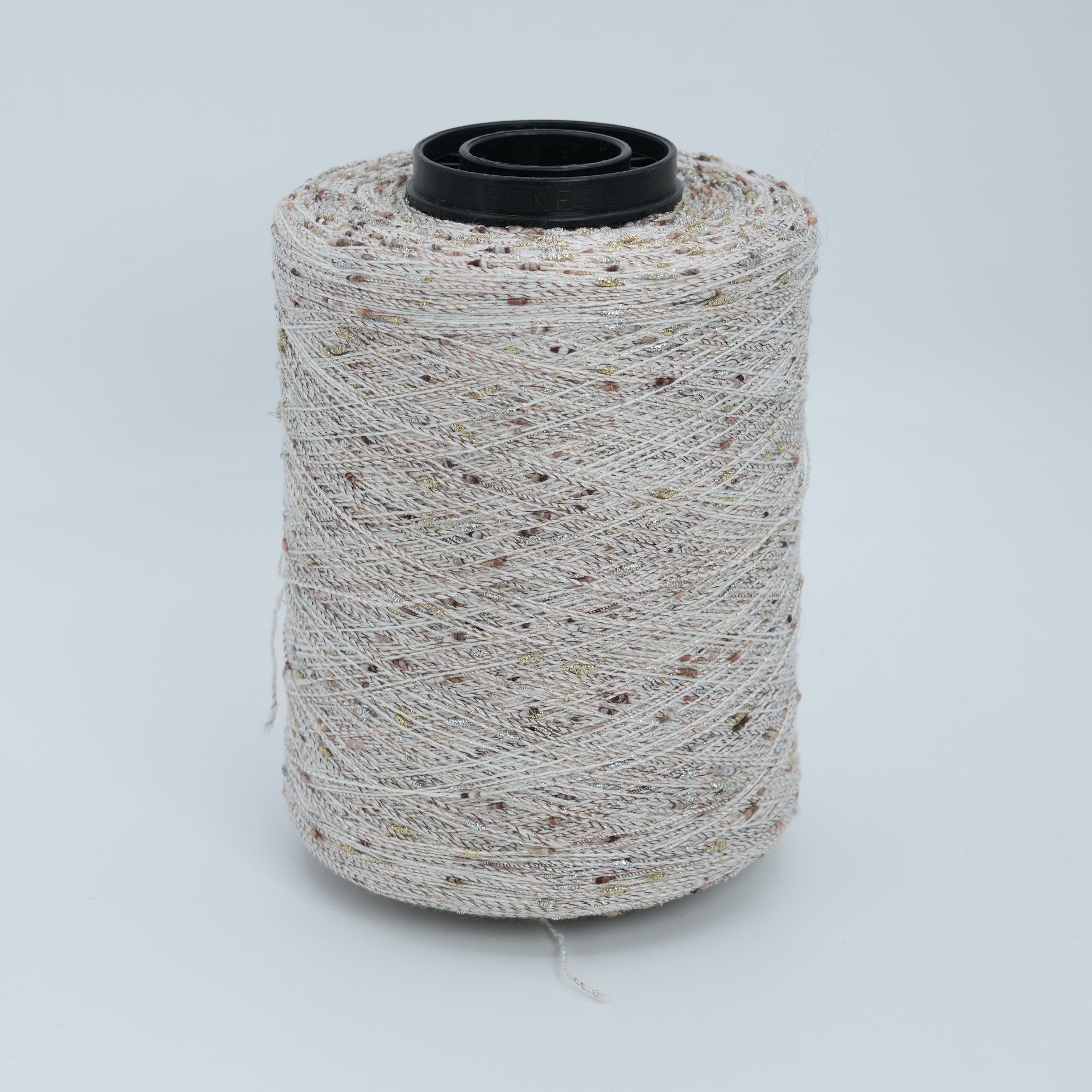 Cristallo 8000 · 800m/875yds per 100g/3.5oz · Ultra Fine · 75Co 10PA 15Lurex