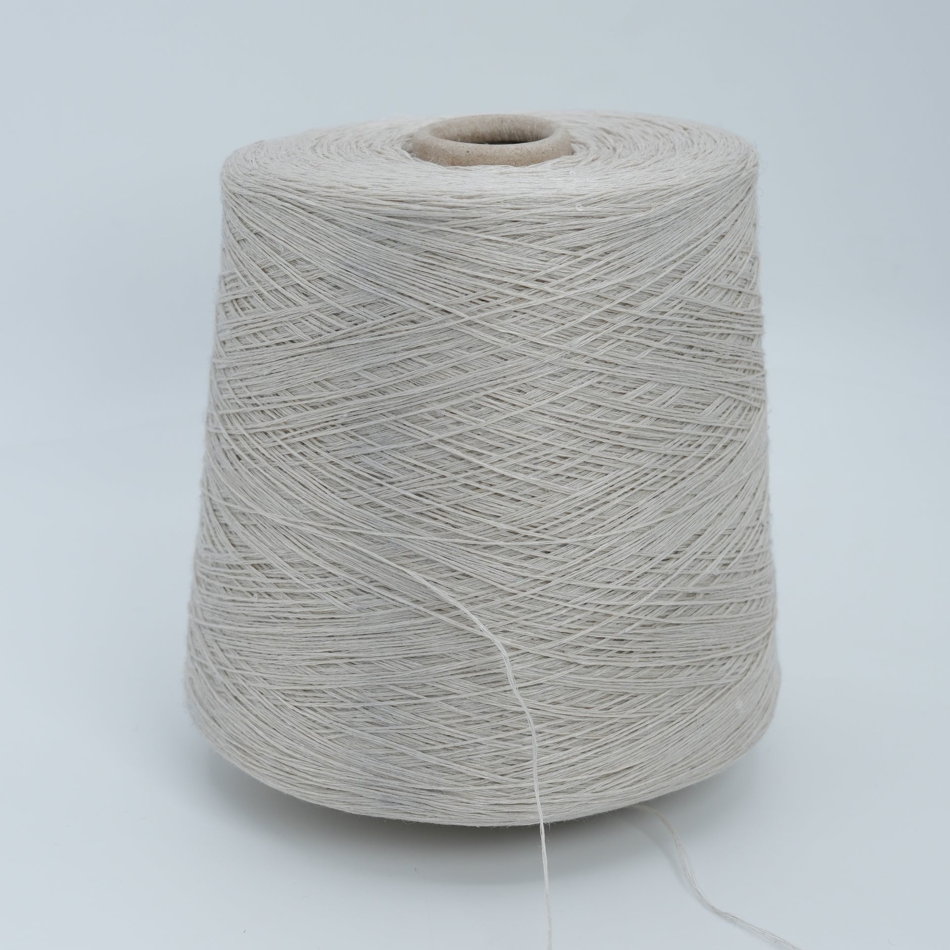 Lino 5000 · 500m/547yds per 100g/3.5oz · Fingering · 100Li Sequins