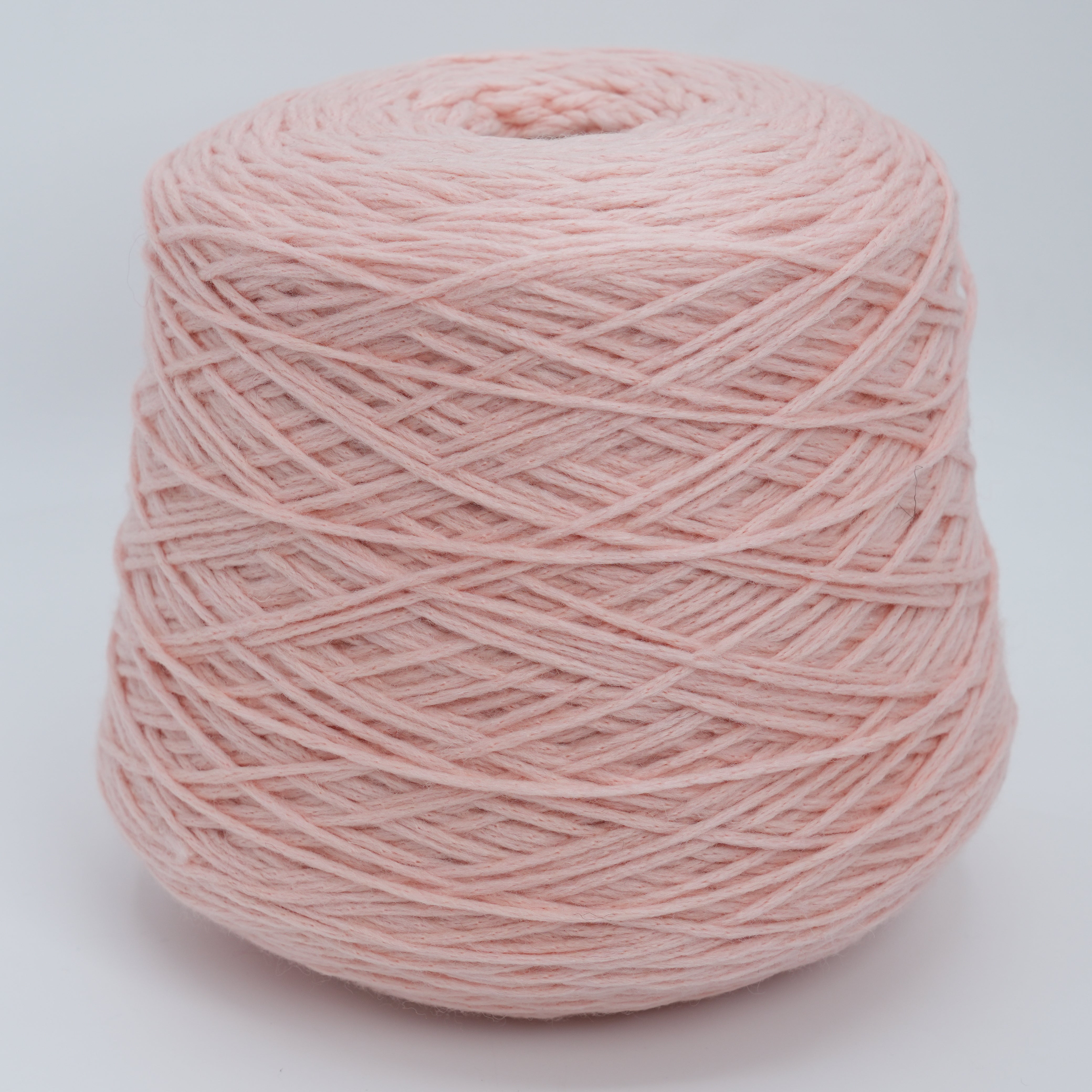 Hobbit 1500 · 150m/164yds per 100g/3.5oz · Aran · 90WV 10PA