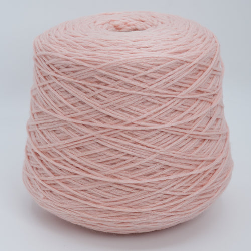 Hobbit 1500 · 150m/164yds per 100g/3.5oz · Aran · 90WV 10PA