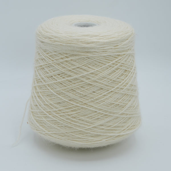 Lanalpa Tencel 3/9000 · 300m/328yds per 100g/3.5oz · DK · 50WV 30WP 20Tn
