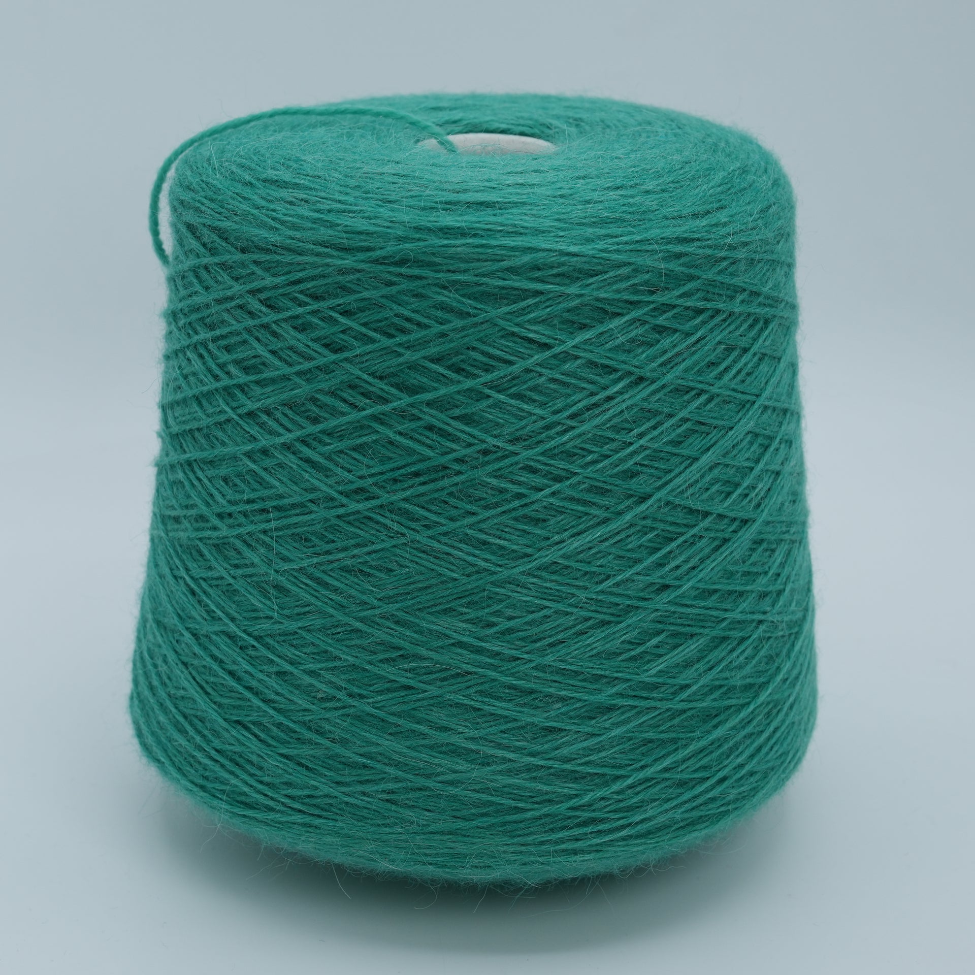 Lanalpa Tencel 3/9000 · 300m/328yds per 100g/3.5oz · DK · 50WV 30WP 20Tn