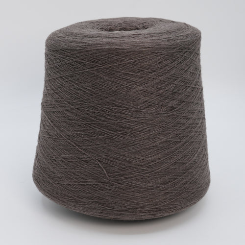 Cashmere 100 2/28 · 1400m/1531yds per 100g/3.5oz · Ultra Fine · 100WS