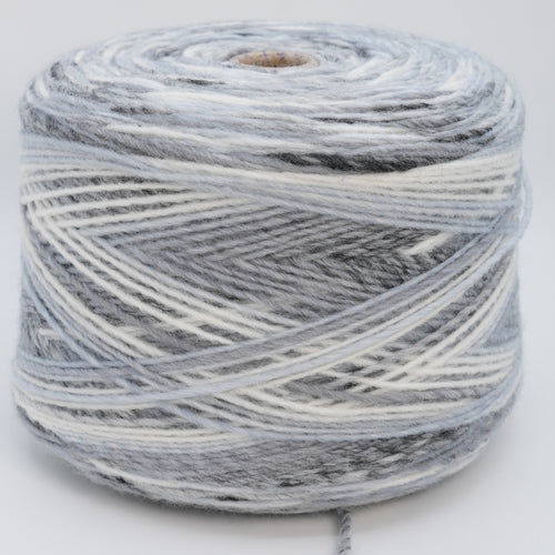 Pagliaccio 1800 · 180m/197yds per 100g/3.5oz · Worsted · 51WV 49PC