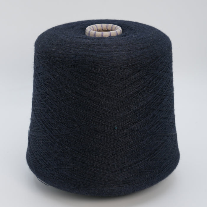 Nanchino 2/48000, 2400m/2625yds per 100g/3.5oz, Merino & Silk Blend