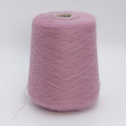 Camelot Silk 9000 · 900m/985yds per 100g/3.5oz · Ultra Fine · 75WM 25Se