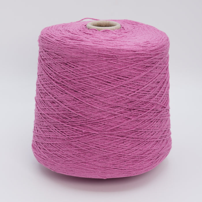 Bourette Silk 4000, 400m/437yds per 100g/3.5oz, 100% Silk