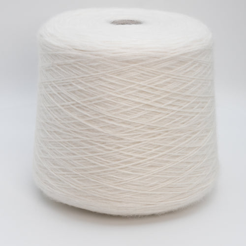 Poesia 3250 · 325m/356yds per 100g/3.5oz · Sport · 56WO 24WS 20PA