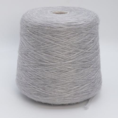 Poesia 3250 · 325m/356yds per 100g/3.5oz · Sport · 56WO 24WS 20PA