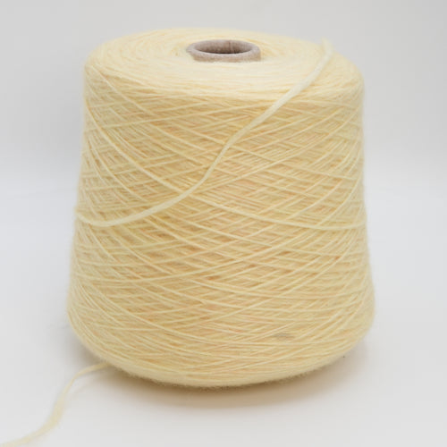 Poesia 3250 · 325m/356yds per 100g/3.5oz · Sport · 56WO 24WS 20PA
