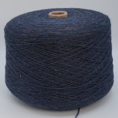 Aran 2/9200, 460m/503yds per 100g/3.5oz, 100% Wool