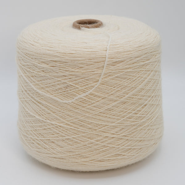 Aran 2/9200, 460m/503yds per 100g/3.5oz, 100% Wool