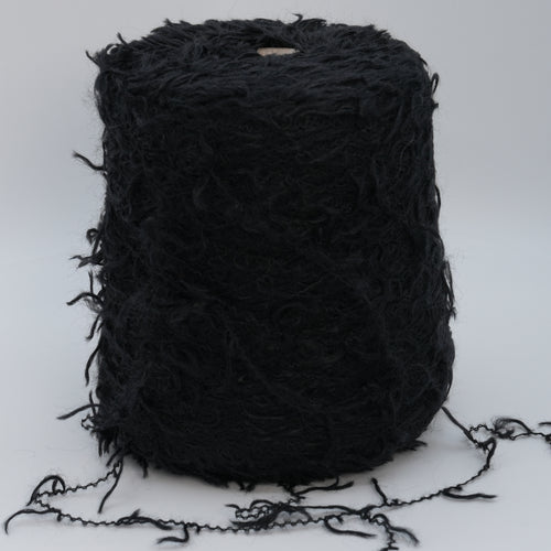 Grizzly 2100, 210m/230yds per 100g/3.5oz, Slub Eyelash Mohair Blend