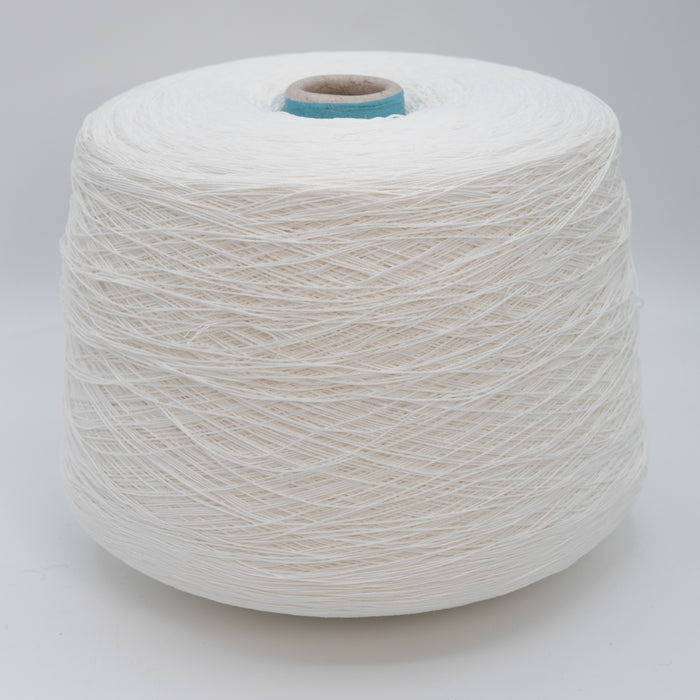 Naxos 8000, 800m/875yds per 100g/3.5oz, 100% Cotton