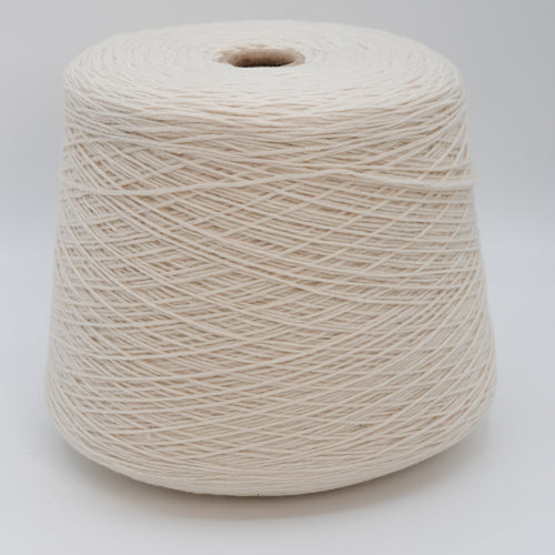 Highland 6/15000, 250m/273yds per 100g/3.5oz, 100% Cashmere