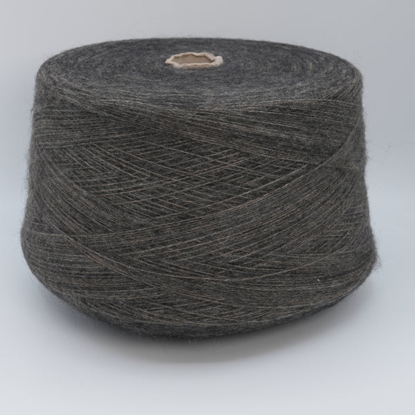 M20 2/15000, 750m/820yds per 100g/3.5oz, Fluffy Acrylic Blend