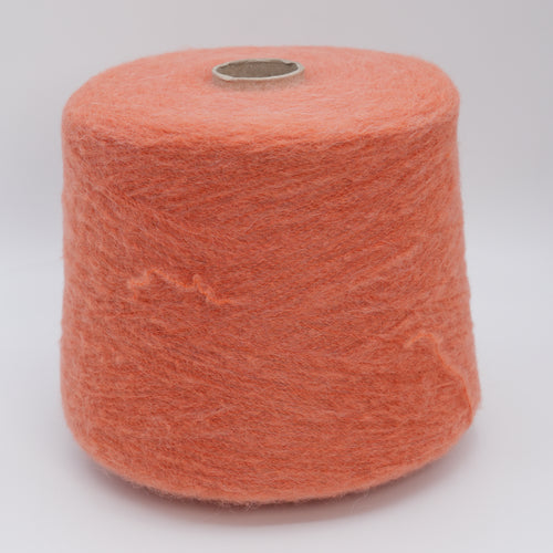 Nuage 8100, 810m/886yds per 100g/3.5oz, Fluffy Alpaca Blend