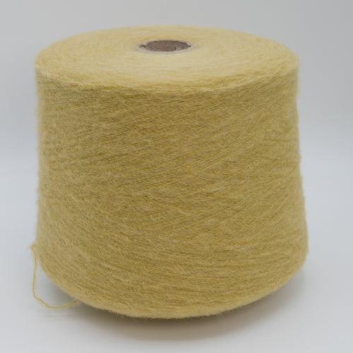 Nuage 8100, 810m/886yds per 100g/3.5oz, Fluffy Alpaca Blend