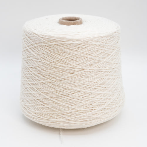 Woolcash 4000, 400m/437yds per 100g/3.5oz, Fluffy Wool Blend