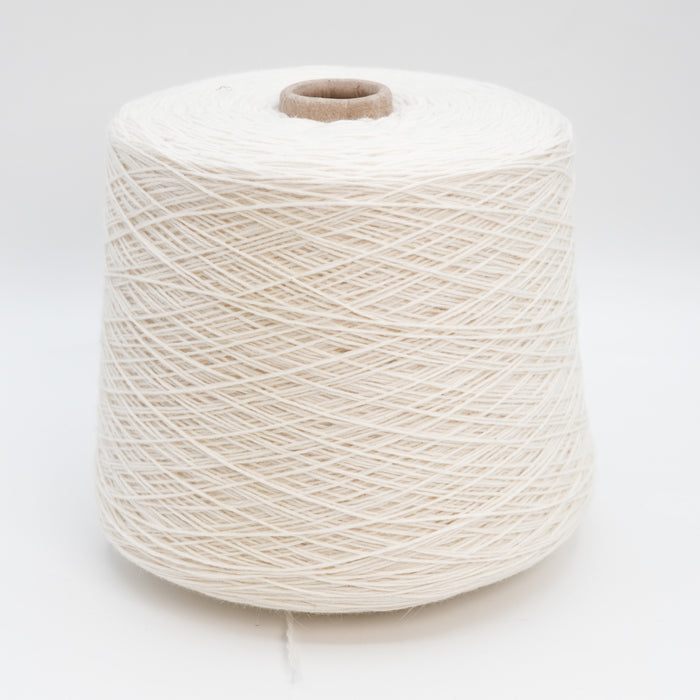 Woolcash 4000, 400m/437yds per 100g/3.5oz, Fluffy Wool Blend