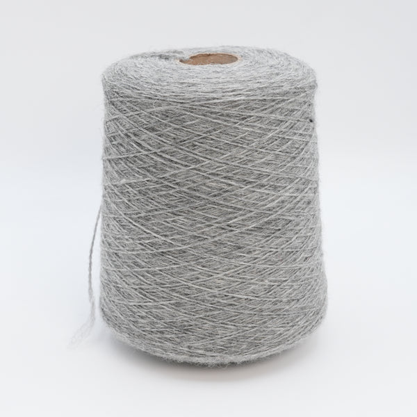 Bretagna 2/15, 750m/820yds per 100g/3.5oz, 100% Wool