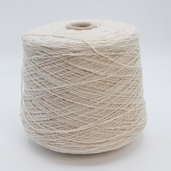 Kenia 3/10.5, 350m/383yds per 100g/3.5oz, Wool Blend