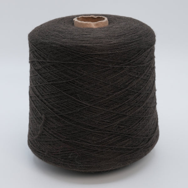 Kori Woolen 2/15, 750m/820yds per 100g/3.5oz, 100% Alpaca
