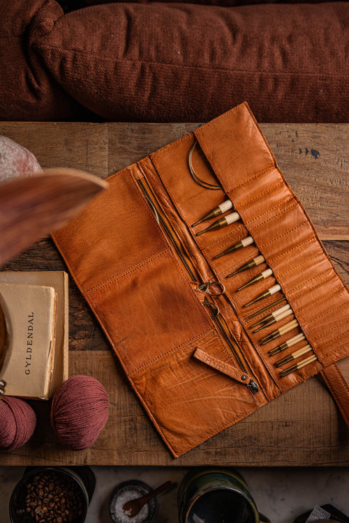 MUUD Stockholm Premium Leather Needle Case