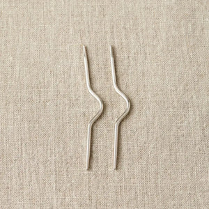 Cocoknits Curved Cable Needles pair in nickel plated steel for holding stitches during cable knitting