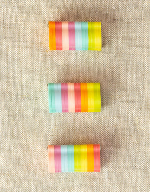 Cocoknits Needle Gauge showing colorful discs with needle size markings