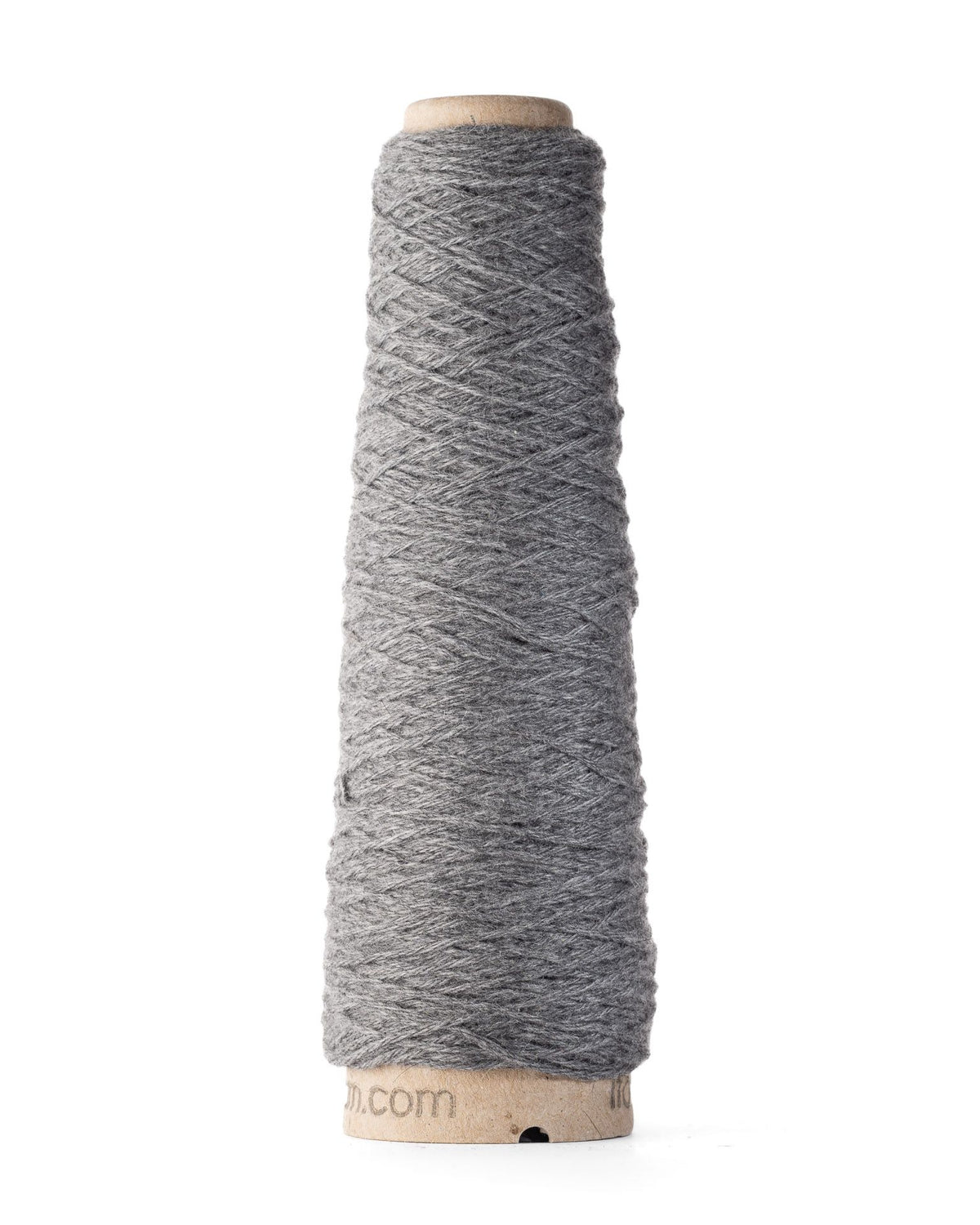 Cone of ITO Kuroten Gray 25g 100m yarn.