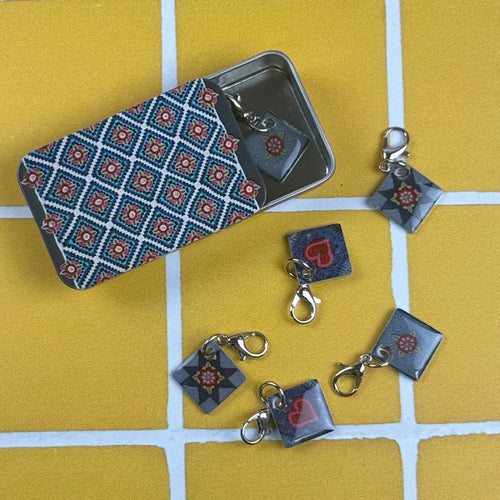 Locking Stitch Markers (Set of 6) in Pocket Tin by Emma Ball in Indigo Dreams.
